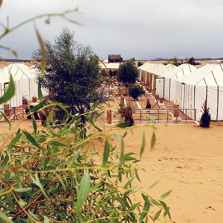 Merzouga Sahara Camp ภายนอก รูปภาพ